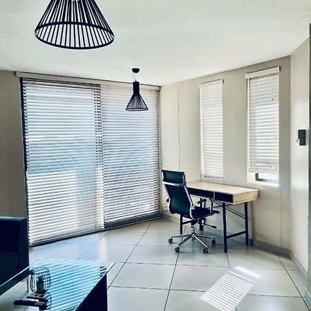 Modernluxe Apartment Windhoek Extérieur photo