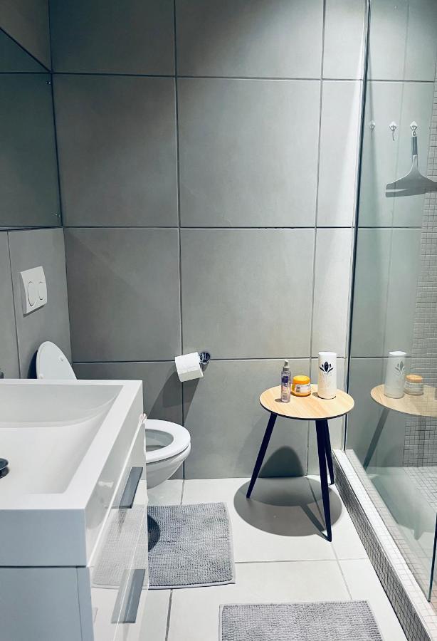 Modernluxe Apartment Windhoek Extérieur photo
