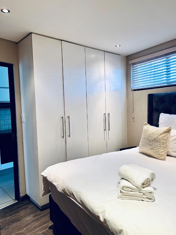 Modernluxe Apartment Windhoek Extérieur photo